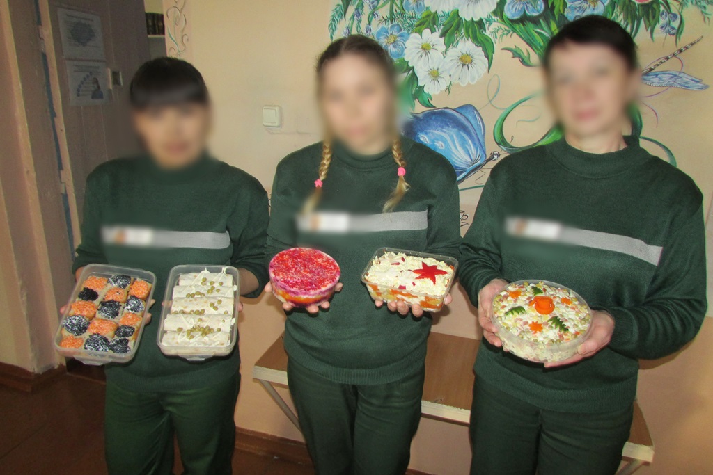 Фото В улан-удэнском СИЗО прошел конкурс новогодних салатов