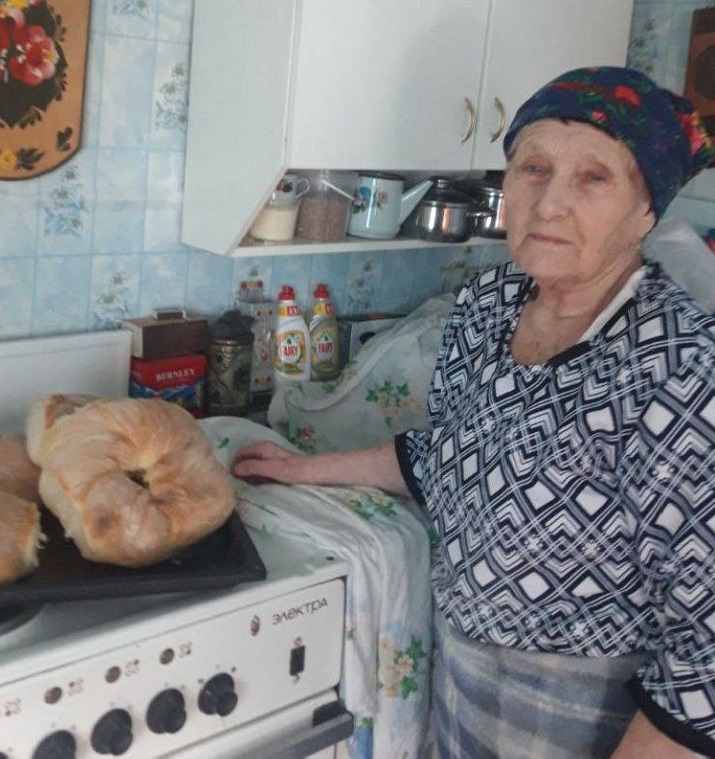 Фото В Баргузине с 95-летием поздравили труженицу тыла, ветерана труда