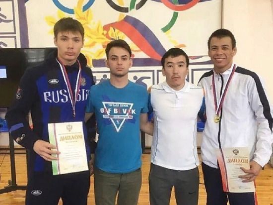 Фото Юные борцы завоевали медали первенства России