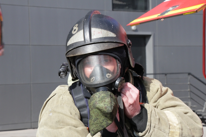 Фото Пожарные пожаловались главе Бурятии на низкую заработную плату