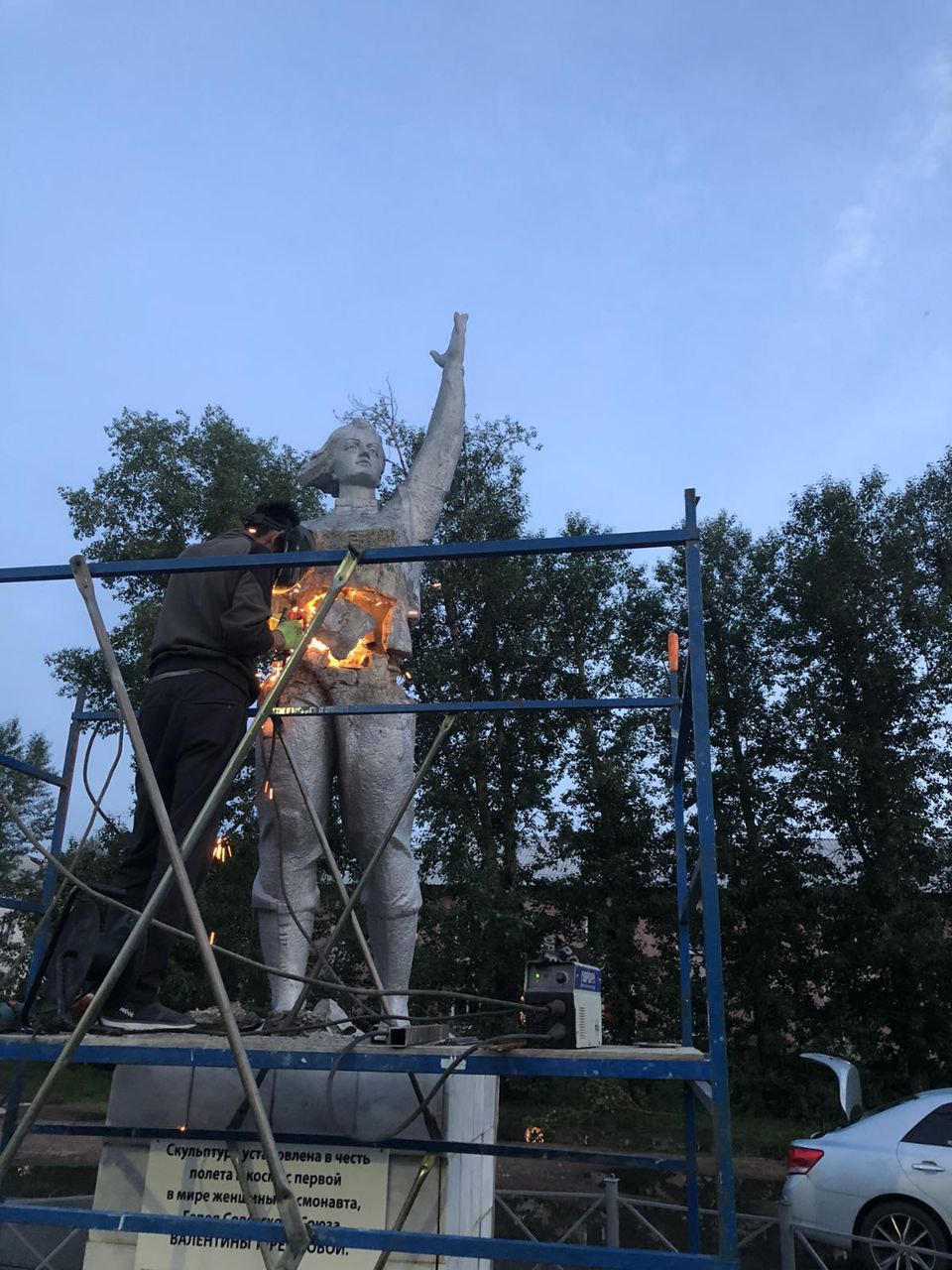 Фото В Улан-Удэ отреставрируют памятник Валентине Терешковой