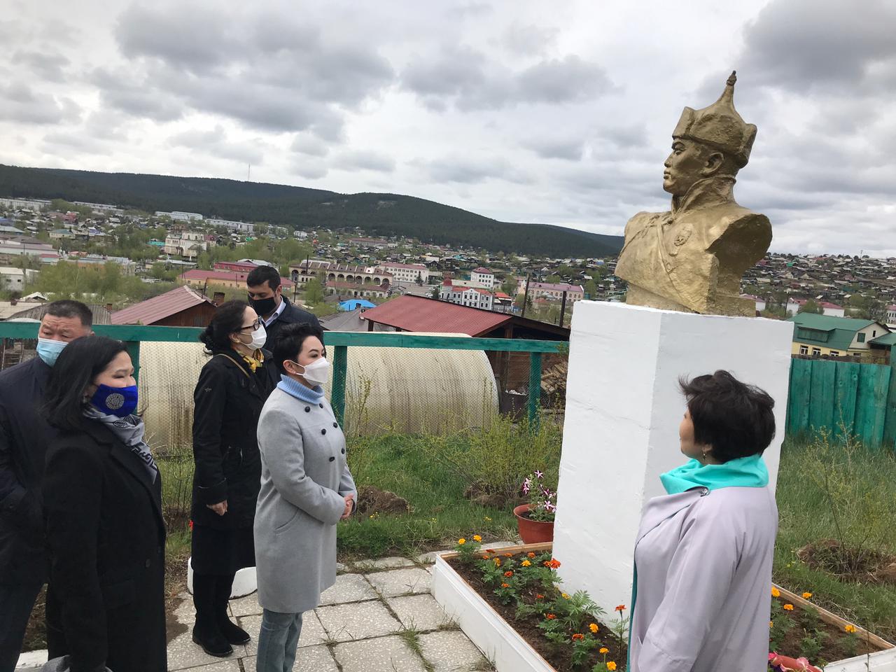Фото Министр иностранных дел Монголии посетила Бурятию