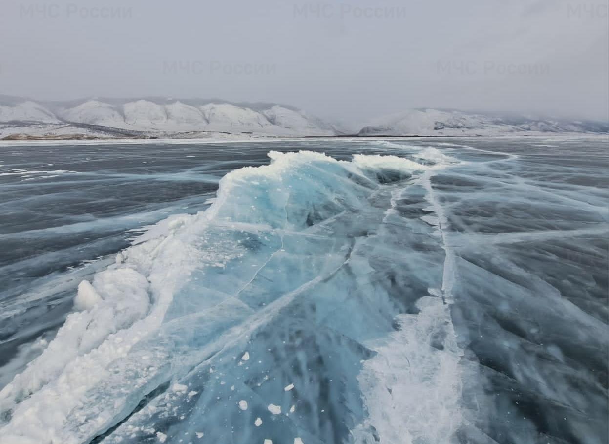 Фото Резкое потепление негативно отразилось на льду Байкала