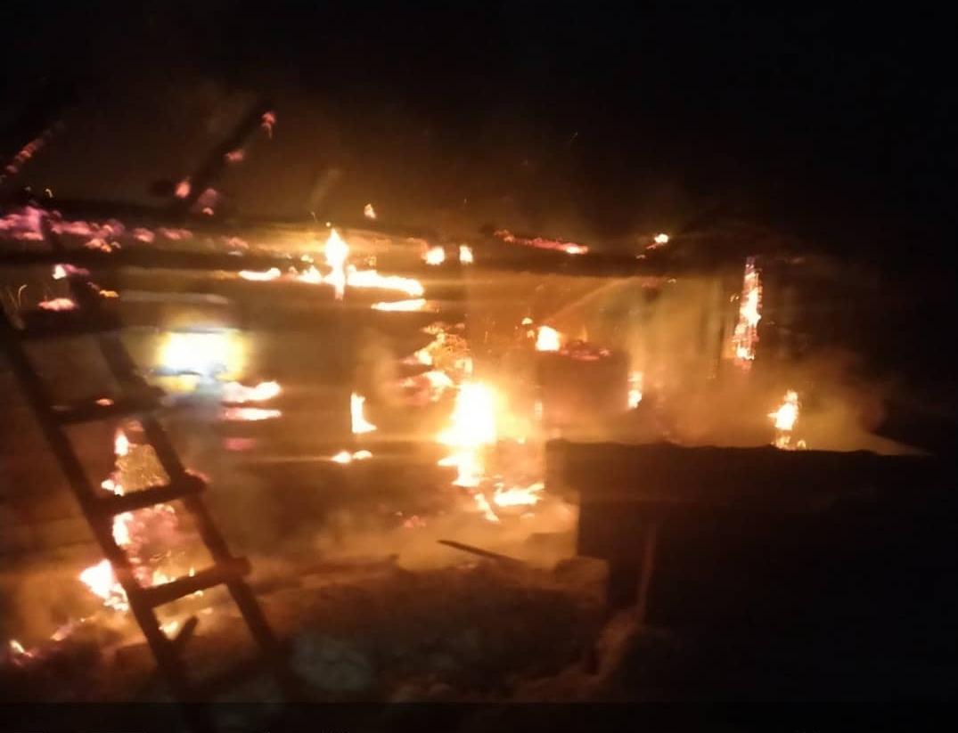 Фото В Бурятии горящая пилорама едва не стала причиной мощного взрыва