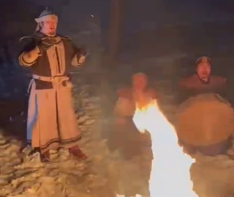 Фото В Бурятии шаманы из Монголии молились за победу воинов России на СВО (ВИДЕО)