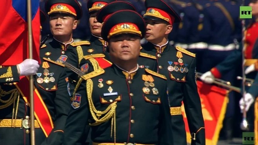 Фото Монгольские военные участвовали в параде Победы в Москве