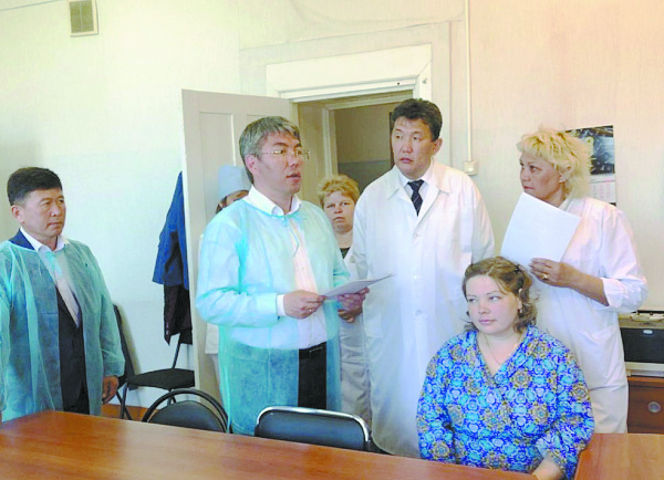 Фото Коллектив Баргузинской больницы просит вернуть Светлану Гармаеву