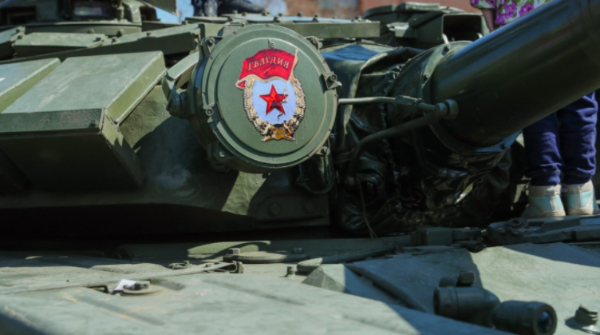 Фото У мемориала Победы в Улан-Удэ проводится демонстрация современной военной техники (ФОТО)