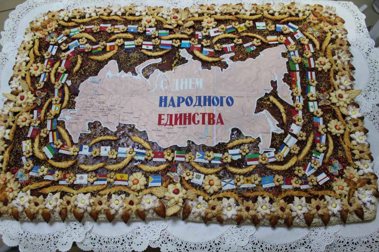 Фото В Бурятхлебпроме испекли большой пирог с картой России