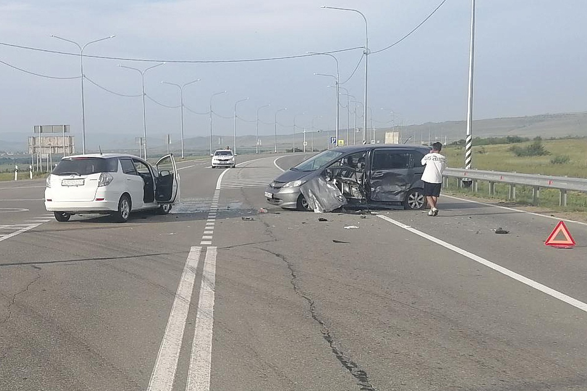 В Бурятии три человека пострадали в ДТП | 02.08.2023 | Новости Улан-Удэ -  БезФормата