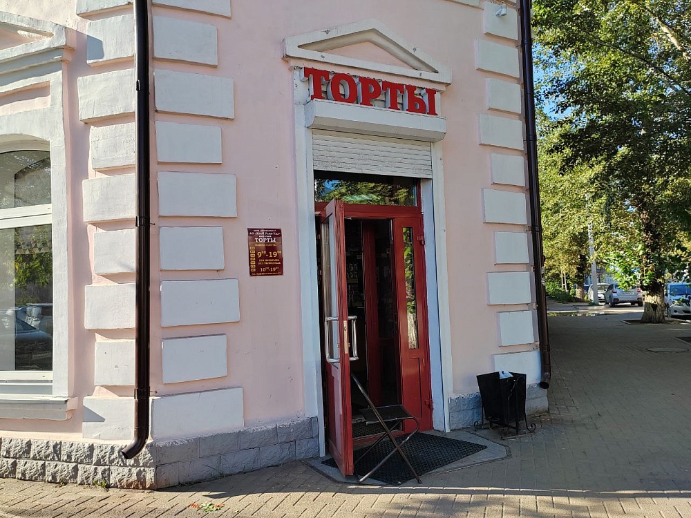 В магазине \"Торты\" в центре Улан-Удэ резко поднялись продажи ...