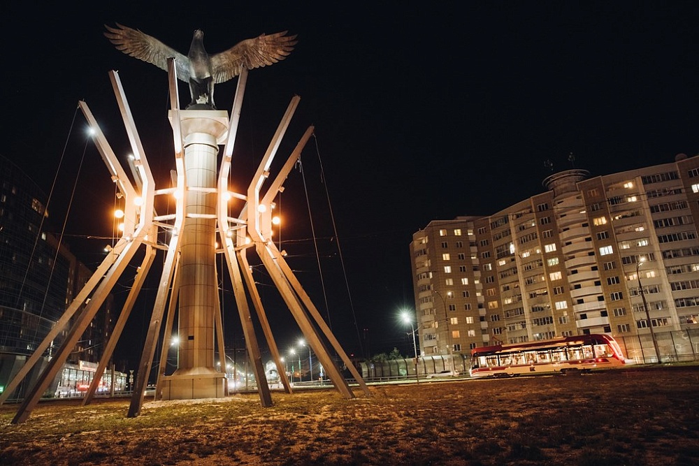 В Улан-Удэ ночью к трамваю вызвали Росгвардию из-за одинокого ребенка в ...